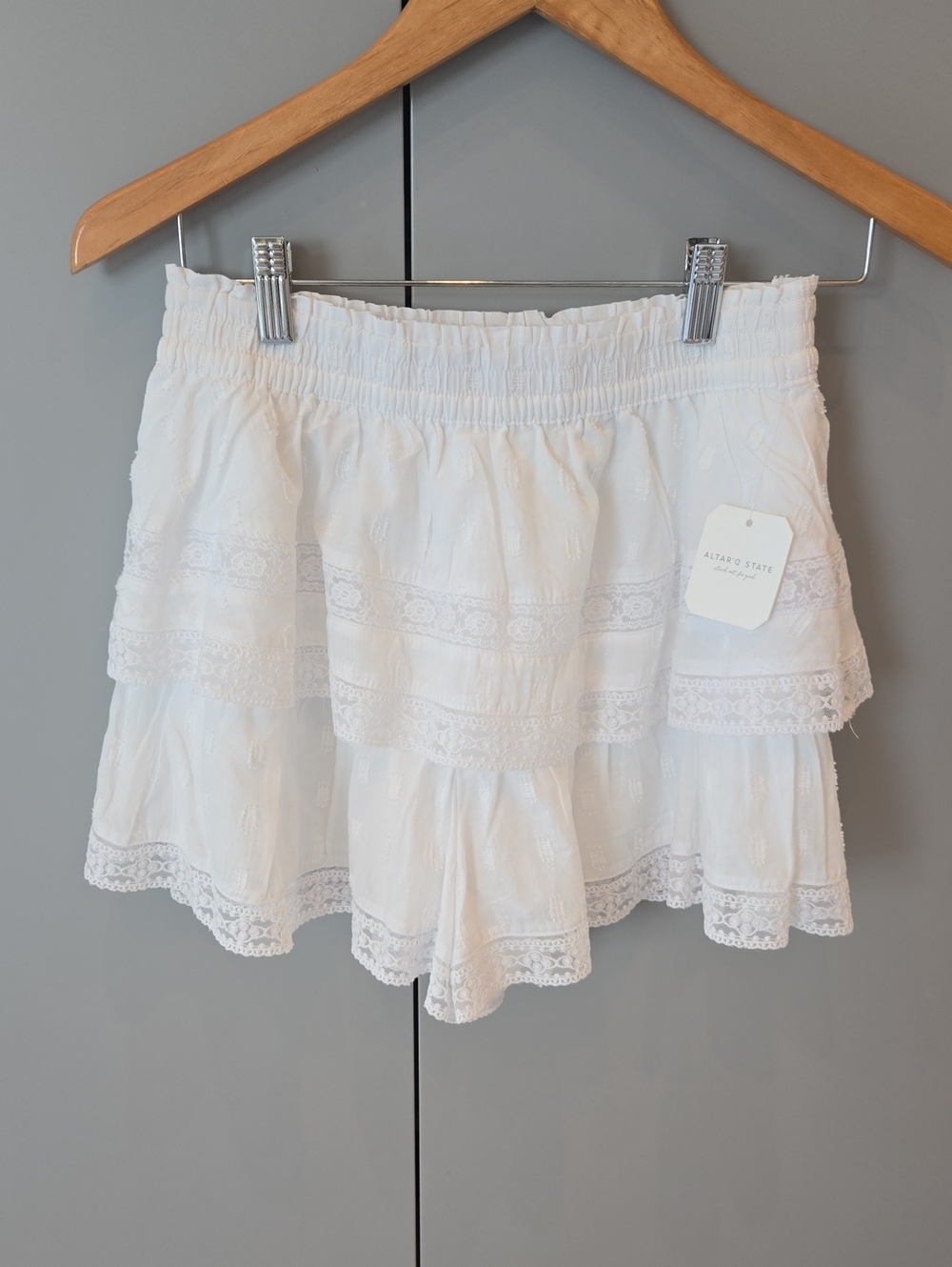 Altar'd State White Tiered Lace Skort